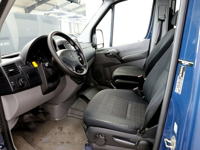 MERCEDES-BENZ Sprinter 316CDI DOKA,Allrad,Klima - Furgone con cassone fisso, Furgone doppia cabina: foto 2 MERCEDES-BENZ Sprinter 316CDI DOKA,Allrad,Klima - Furgone con cassone fisso, Furgone doppia cabina: foto 2
