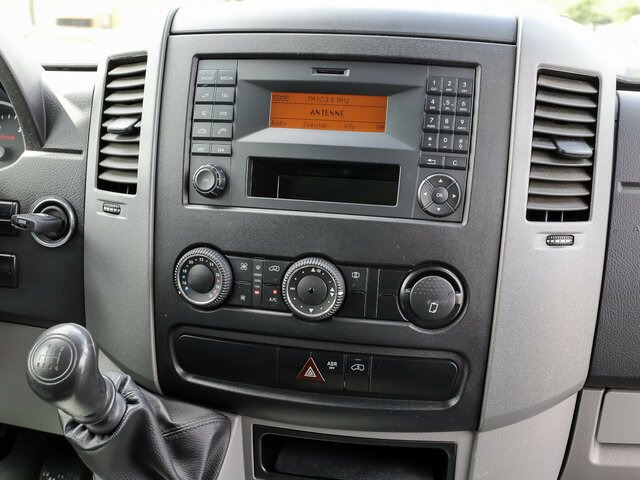 MERCEDES-BENZ Sprinter 316CDI DOKA,Allrad,Klima,Standhzg.... - Furgone con cassone fisso, Furgone doppia cabina: foto 5 MERCEDES-BENZ Sprinter 316CDI DOKA,Allrad,Klima,Standhzg.... - Furgone con cassone fisso, Furgone doppia cabina: foto 5