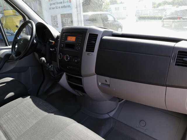 MERCEDES-BENZ Sprinter 316CDI Pritsche,Allrad,Klima... - Furgone con cassone fisso: foto 2 MERCEDES-BENZ Sprinter 316CDI Pritsche,Allrad,Klima... - Furgone con cassone fisso: foto 2