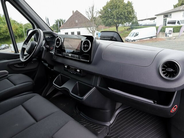 MERCEDES-BENZ Sprinter 317 CDI,3665mm,Automatik,Kamera... - Furgone chiuso: foto 4 MERCEDES-BENZ Sprinter 317 CDI,3665mm,Automatik,Kamera... - Furgone chiuso: foto 4