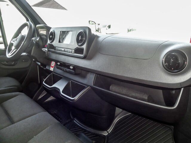 MERCEDES-BENZ Sprinter 317 CDI,3665mm,Automatik,Kamera... - Furgone chiuso: foto 4 MERCEDES-BENZ Sprinter 317 CDI,3665mm,Automatik,Kamera... - Furgone chiuso: foto 4