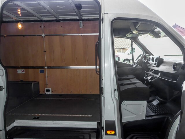 MERCEDES-BENZ Sprinter 317 CDI,3665mm,Automatik,Kamera - Furgone chiuso: foto 2 MERCEDES-BENZ Sprinter 317 CDI,3665mm,Automatik,Kamera - Furgone chiuso: foto 2