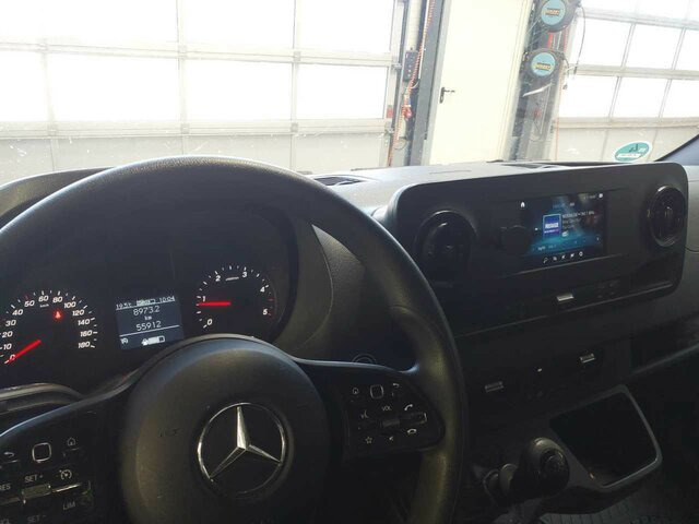MERCEDES-BENZ Sprinter 317 CDI Kasten,L2H2,MBUX,Kamera - Furgone chiuso: foto 4 MERCEDES-BENZ Sprinter 317 CDI Kasten,L2H2,MBUX,Kamera - Furgone chiuso: foto 4