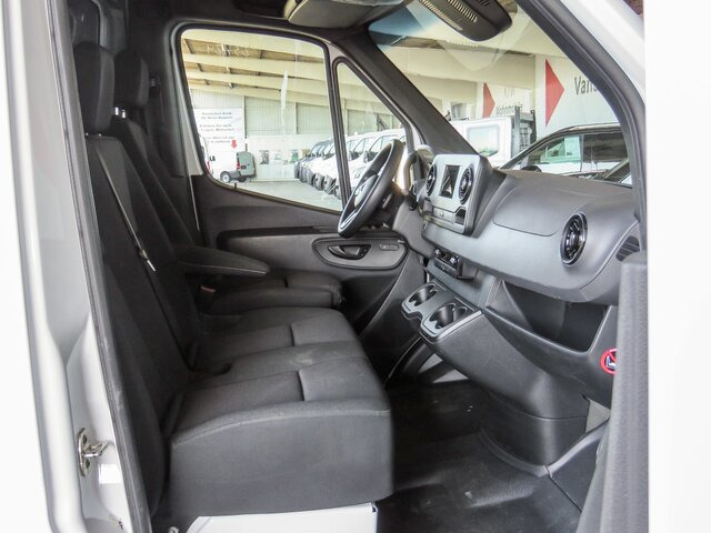 MERCEDES-BENZ Sprinter 317 Maxi,9GTronic,AHK3,5To,TCO - Furgone chiuso: foto 2 MERCEDES-BENZ Sprinter 317 Maxi,9GTronic,AHK3,5To,TCO - Furgone chiuso: foto 2