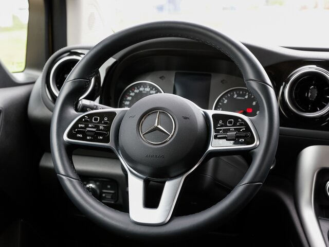 MERCEDES-BENZ T 180 Progressive,AHK,LED,Navi,Kamera,Tempomat... - Pulmino: foto 5 MERCEDES-BENZ T 180 Progressive,AHK,LED,Navi,Kamera,Tempomat... - Pulmino: foto 5