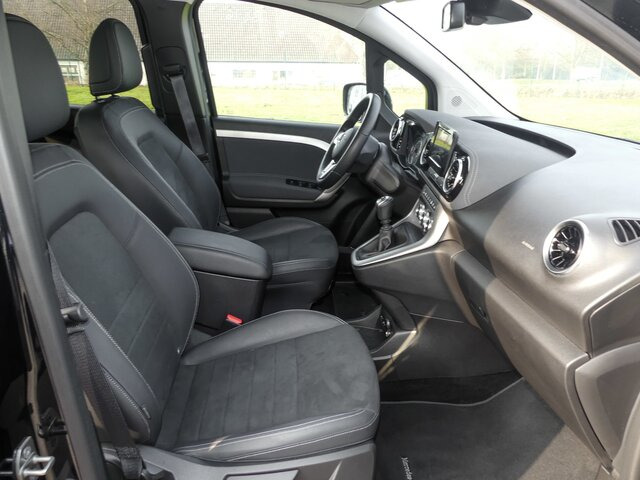 MERCEDES-BENZ T 180 d,Power Plus,LED,MBUX,Navi,Rückfahrkamera - Pulmino: foto 3 MERCEDES-BENZ T 180 d,Power Plus,LED,MBUX,Navi,Rückfahrkamera - Pulmino: foto 3