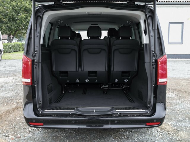 MERCEDES-BENZ V 300 Avantgarde Extralang,2xSchiebetür el.,AHK... - Minibus, Pulmino: foto 2 MERCEDES-BENZ V 300 Avantgarde Extralang,2xSchiebetür el.,AHK... - Minibus, Pulmino: foto 2