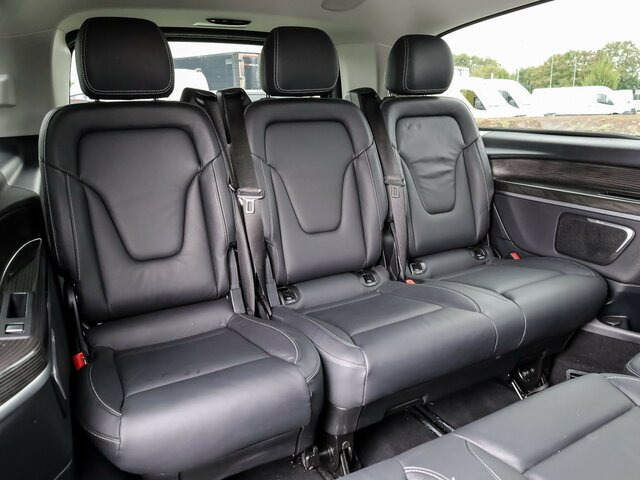 MERCEDES-BENZ V 300 Avantgarde Extralang,2xSchiebetür el.,AHK... - Minibus, Pulmino: foto 4 MERCEDES-BENZ V 300 Avantgarde Extralang,2xSchiebetür el.,AHK... - Minibus, Pulmino: foto 4