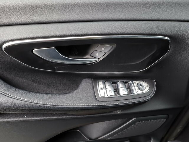 Minibus, Pulmino MERCEDES-BENZ V 300 Avantgarde Extralang,2xSchiebetür elektr....: foto 9