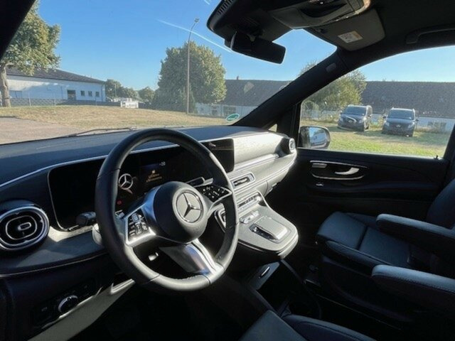 MERCEDES-BENZ V 300 Avantgarde Extralang,2xSchiebetür elektr.... - Minibus, Pulmino: foto 4 MERCEDES-BENZ V 300 Avantgarde Extralang,2xSchiebetür elektr.... - Minibus, Pulmino: foto 4