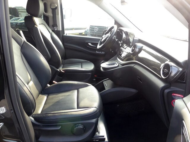 MERCEDES-BENZ V 300 Edition Extralang,2xSchiebetür el,8Sitzer - Minibus, Pulmino: foto 3 MERCEDES-BENZ V 300 Edition Extralang,2xSchiebetür el,8Sitzer - Minibus, Pulmino: foto 3