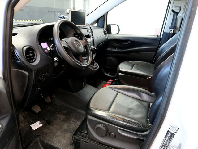 MERCEDES-BENZ Vito 111 TourerPro,lang,8Sitze,Klima,Tempomat - Minibus, Pulmino: foto 2 MERCEDES-BENZ Vito 111 TourerPro,lang,8Sitze,Klima,Tempomat - Minibus, Pulmino: foto 2