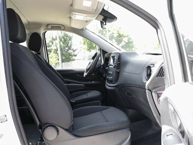 MERCEDES-BENZ Vito 114 TourerPro,lang,Automatik,8Sitze,Kamera - Minibus, Pulmino: foto 4 MERCEDES-BENZ Vito 114 TourerPro,lang,Automatik,8Sitze,Kamera - Minibus, Pulmino: foto 4