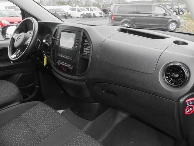 MERCEDES-BENZ Vito 116CDI lang,TourerPro,2Klima,9Sitze,Kamera - Minibus, Pulmino: foto 4 MERCEDES-BENZ Vito 116CDI lang,TourerPro,2Klima,9Sitze,Kamera - Minibus, Pulmino: foto 4