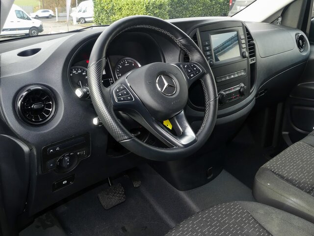 MERCEDES-BENZ Vito 116CDI lang,TourerPro,2xKlima,9Sitze,Kamera - Pulmino: foto 4 MERCEDES-BENZ Vito 116CDI lang,TourerPro,2xKlima,9Sitze,Kamera - Pulmino: foto 4