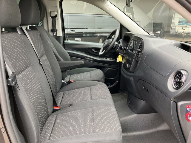 MERCEDES-BENZ Vito 116TourerPro ,Extralang,2xKlima,Kamera,AHK - Minibus, Pulmino: foto 4 MERCEDES-BENZ Vito 116TourerPro ,Extralang,2xKlima,Kamera,AHK - Minibus, Pulmino: foto 4