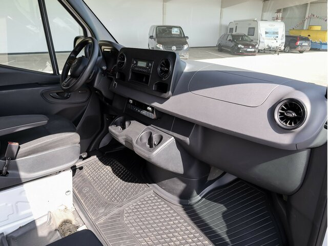 MERCEDES-BENZ eSprinter 312 Kasten FWD,3.924mm Radstand - Furgone chiuso, Furgone elettrico: foto 5 MERCEDES-BENZ eSprinter 312 Kasten FWD,3.924mm Radstand - Furgone chiuso, Furgone elettrico: foto 5