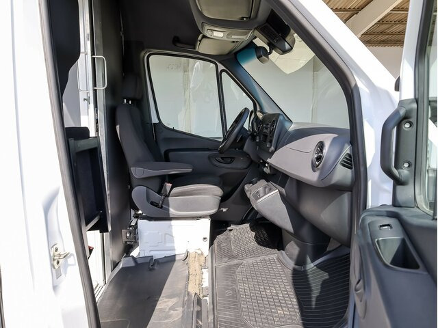 MERCEDES-BENZ eSprinter 312 Kasten FWD,3.924mm Radstand - Furgone chiuso, Furgone elettrico: foto 4 MERCEDES-BENZ eSprinter 312 Kasten FWD,3.924mm Radstand - Furgone chiuso, Furgone elettrico: foto 4