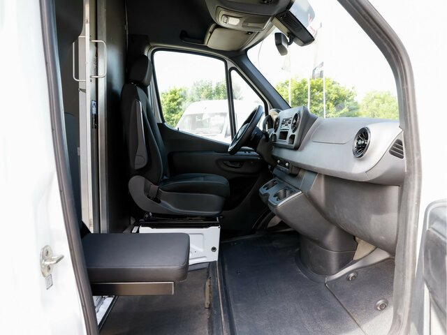 MERCEDES-BENZ eSprinter 312 Kasten FWD,3.924mm Radstand - Furgone chiuso, Furgone elettrico: foto 3 MERCEDES-BENZ eSprinter 312 Kasten FWD,3.924mm Radstand - Furgone chiuso, Furgone elettrico: foto 3