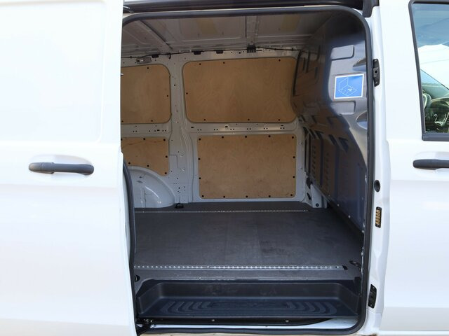 MERCEDES-BENZ eVito 111 KA,lang,3 Sitzer,Klima,Kamera... - Furgoncino, Furgone elettrico: foto 2 MERCEDES-BENZ eVito 111 KA,lang,3 Sitzer,Klima,Kamera... - Furgoncino, Furgone elettrico: foto 2