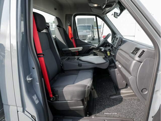 RENAULT Master Pritsche L4,3,5To,4200mm Ladefläche - Furgone con cassone fisso: foto 5 RENAULT Master Pritsche L4,3,5To,4200mm Ladefläche - Furgone con cassone fisso: foto 5