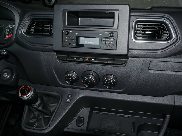 RENAULT Master Pritsche L4,3,5To,4200mm Ladefläche - Furgone con cassone fisso: foto 3 RENAULT Master Pritsche L4,3,5To,4200mm Ladefläche - Furgone con cassone fisso: foto 3