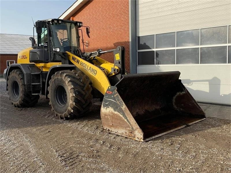 New Holland W170D - Pala gommata: foto 5 New Holland W170D - Pala gommata: foto 5