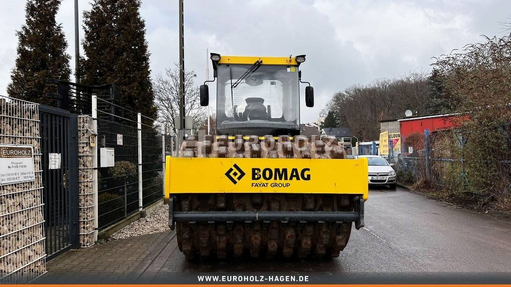 Bomag Stachelwalze BW 213 PDH-5, Schnellgang, Walzenzug - Rullo compattatore/ Rullo compressore: foto 4 Bomag Stachelwalze BW 213 PDH-5, Schnellgang, Walzenzug - Rullo compattatore/ Rullo compressore: foto 4