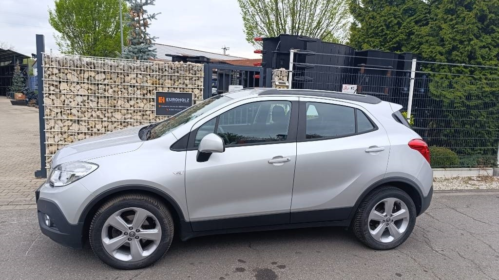 Opel Mokka 1.7 CDTI, Klima, Allrad (4x4), Webasto - SUV/ Fuoristrada: foto 2 Opel Mokka 1.7 CDTI, Klima, Allrad (4x4), Webasto - SUV/ Fuoristrada: foto 2