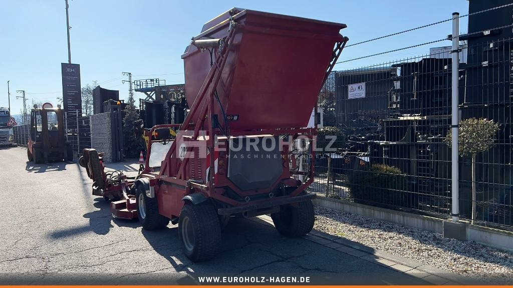 Schell SG 800 Mäher, Diesel 20-40 km/h, hydr. Mähwerk 3m - Falciatrice: foto 4 Schell SG 800 Mäher, Diesel 20-40 km/h, hydr. Mähwerk 3m - Falciatrice: foto 4
