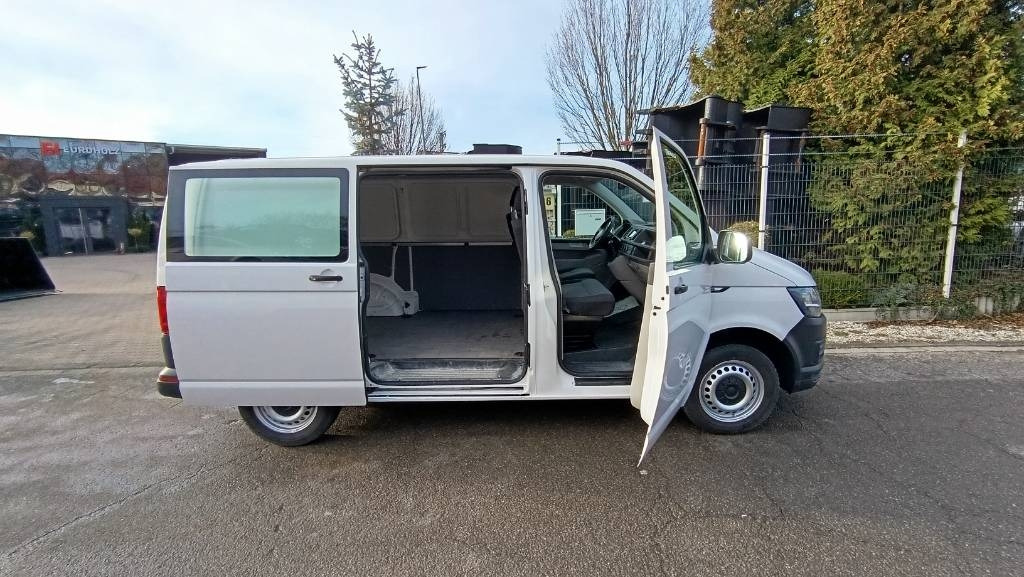 Volkswagen T5 2.0 TDI Kastenwagen, 8x Reifen, PDC, Klima, AHK - Furgoncino: foto 1 Volkswagen T5 2.0 TDI Kastenwagen, 8x Reifen, PDC, Klima, AHK - Furgoncino: foto 1