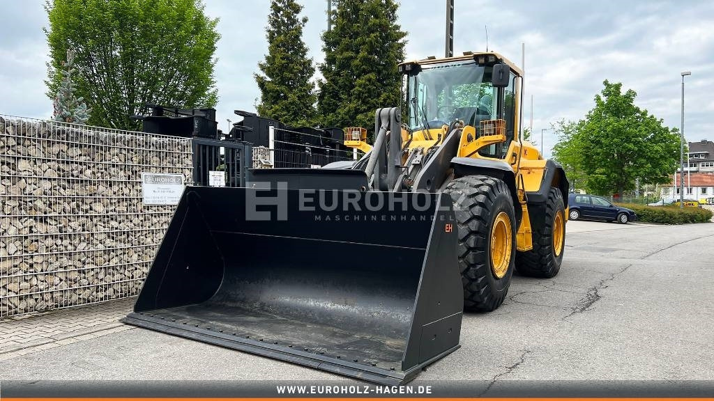 Volvo L 120 G mit Klima und SW, Reifen und Schaufel Neu - Pala gommata: foto 1 Volvo L 120 G mit Klima und SW, Reifen und Schaufel Neu - Pala gommata: foto 1