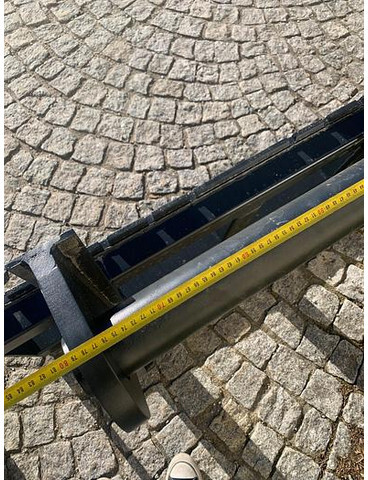 Big Palettengabel 2 t mit Bobcat Teleskoplader Aufnahme - Forche per Mezzo di movimentazione: foto 4 Big Palettengabel 2 t mit Bobcat Teleskoplader Aufnahme - Forche per Mezzo di movimentazione: foto 4