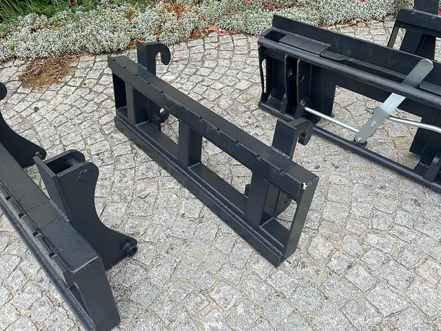 Big Palettengabel 2 t passend zu Volvo L30 Aufnahme - Forche per Mezzo di movimentazione: foto 2 Big Palettengabel 2 t passend zu Volvo L30 Aufnahme - Forche per Mezzo di movimentazione: foto 2
