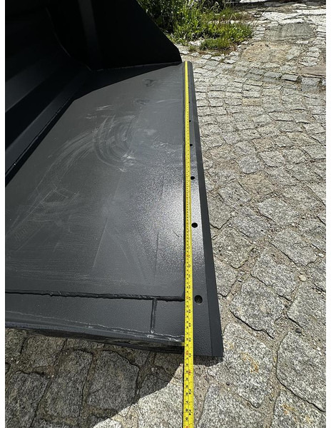 Big Schwergutschaufel 180 cm mit Euro Aufnahme - Benna: foto 4 Big Schwergutschaufel 180 cm mit Euro Aufnahme - Benna: foto 4