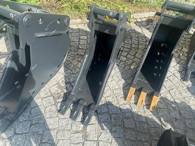 Big Tieflöffel 30 cm mit Lehnhoff MS03 Symlock Aufnahme - Benna: foto 1 Big Tieflöffel 30 cm mit Lehnhoff MS03 Symlock Aufnahme - Benna: foto 1