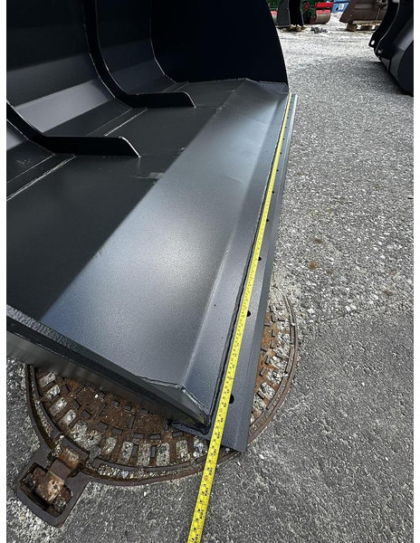 Big Volumenschaufel 250cm mit Manitou Aufnahme - Benna: foto 4 Big Volumenschaufel 250cm mit Manitou Aufnahme - Benna: foto 4