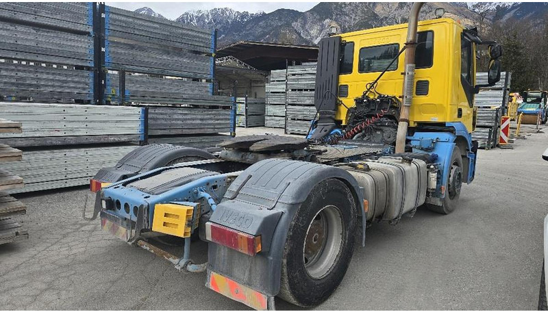Iveco Strallis 4x2 Sattelzugmaschine mit Kipphydraulik - Autocarro portacontainer/ Caisse interchangeable: foto 3 Iveco Strallis 4x2 Sattelzugmaschine mit Kipphydraulik - Autocarro portacontainer/ Caisse interchangeable: foto 3