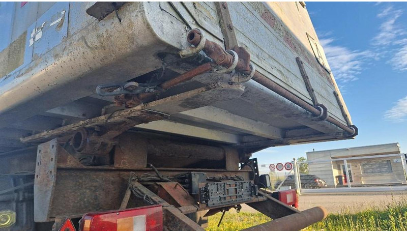 Warneke Alu Kippmulde 2 Achs mit Lenkachse - Rimorchio ribaltabile: foto 3 Warneke Alu Kippmulde 2 Achs mit Lenkachse - Rimorchio ribaltabile: foto 3