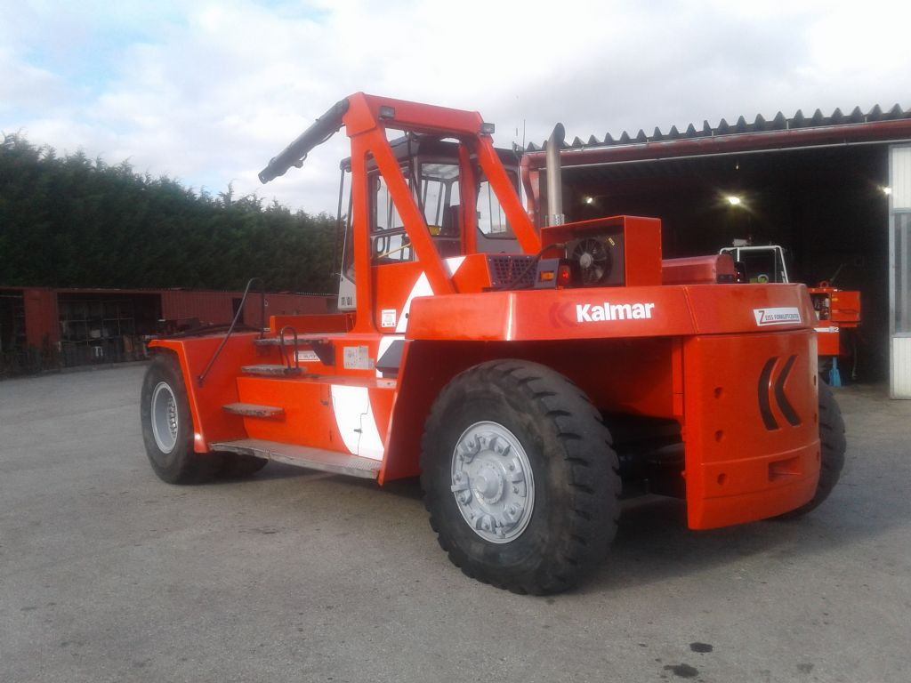 Kalmar DCE330-12 - Carrello elevatore diesel: foto 2 Kalmar DCE330-12 - Carrello elevatore diesel: foto 2