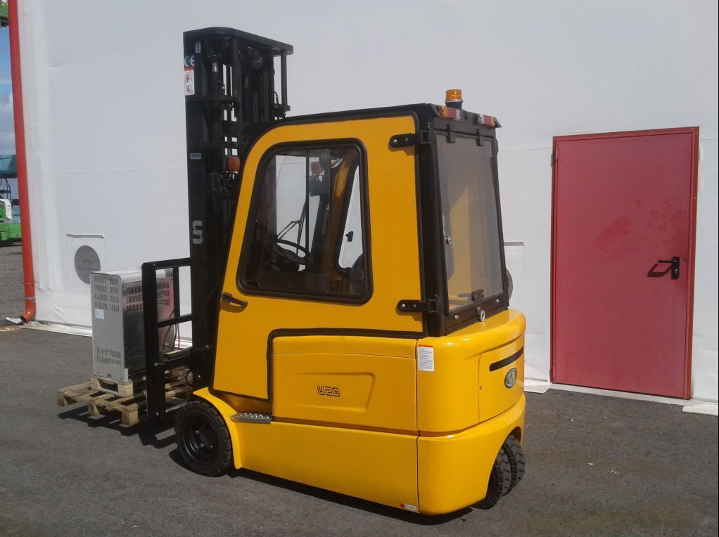 Maximal FBT20-AC - Carrello elevatore elettrico: foto 4 Maximal FBT20-AC - Carrello elevatore elettrico: foto 4