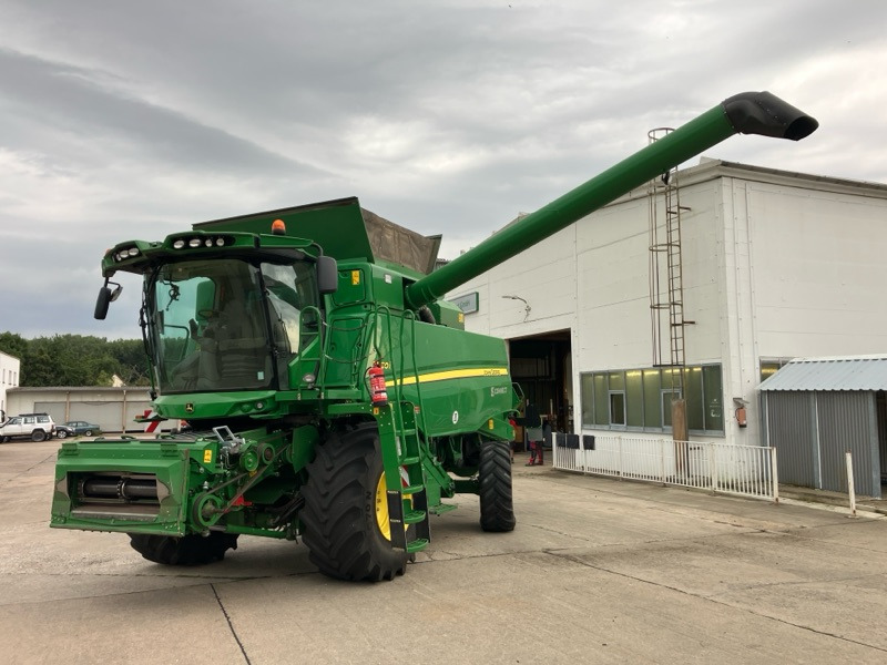 John Deere T560 mit 622R Schneidwerk - Mietitrebbia: foto 1 John Deere T560 mit 622R Schneidwerk - Mietitrebbia: foto 1