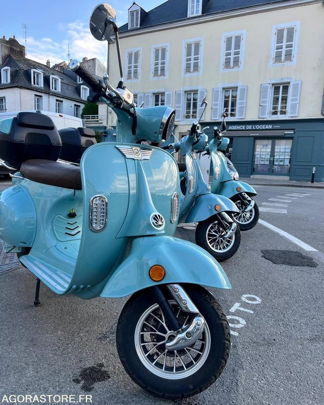 1 Scooter e-retro 50cc - Easy Watts - Motocicletta: foto 2 1 Scooter e-retro 50cc - Easy Watts - Motocicletta: foto 2