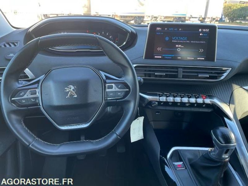 3008 ACTIVE 1.2i 130cv- 2018- 94200 KM - SUV/ Fuoristrada: foto 5 3008 ACTIVE 1.2i 130cv- 2018- 94200 KM - SUV/ Fuoristrada: foto 5