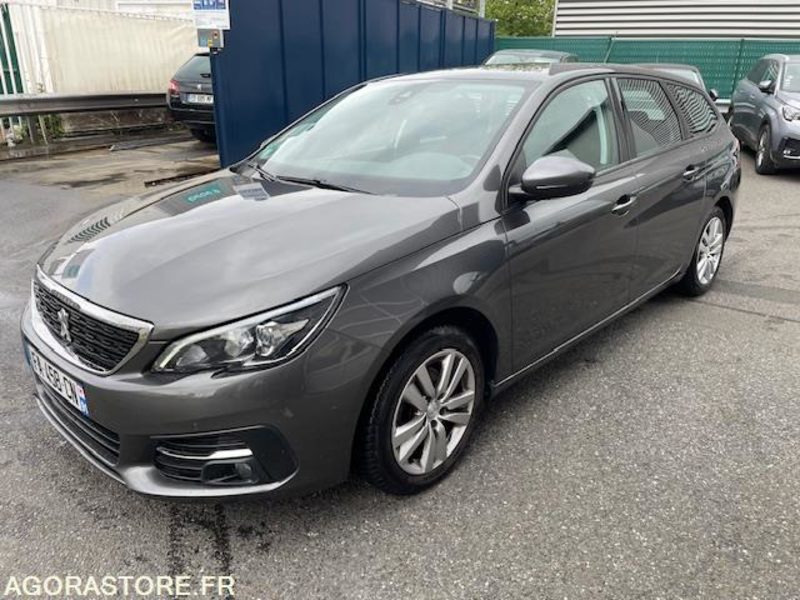 308 II SW ACTIVE BUSINESS PT 130cv EAT8 . 08/2018 . 141000 km - Autovettura: foto 1 308 II SW ACTIVE BUSINESS PT 130cv EAT8 . 08/2018 . 141000 km - Autovettura: foto 1