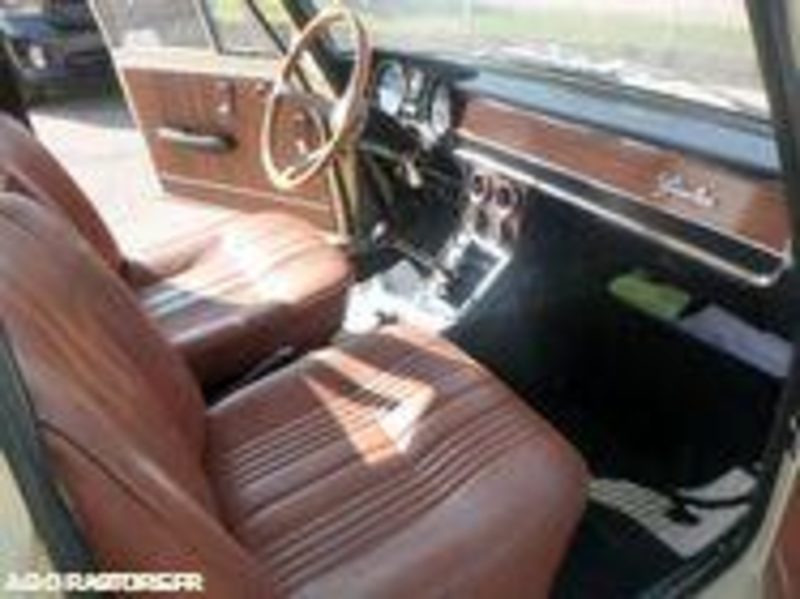 Alfa Romeo Giulia - 1976 - 92500km - COLLECTION - Livret d'origine - Autovettura: foto 4 Alfa Romeo Giulia - 1976 - 92500km - COLLECTION - Livret d'origine - Autovettura: foto 4