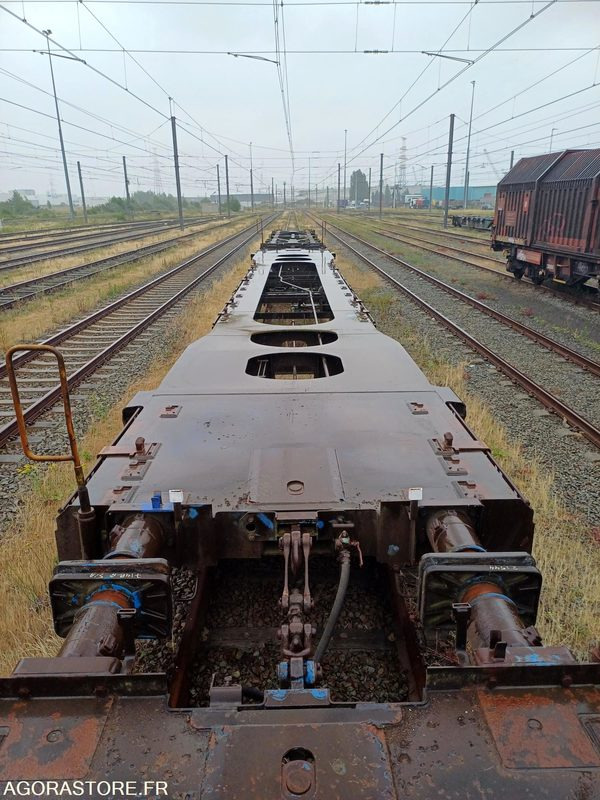 Wagon plat intermodal type Sggnss – modèle 6432B0-4, 72 pieds - 2004 (ref 1546) - Altra macchina: foto 2 Wagon plat intermodal type Sggnss – modèle 6432B0-4, 72 pieds - 2004 (ref 1546) - Altra macchina: foto 2