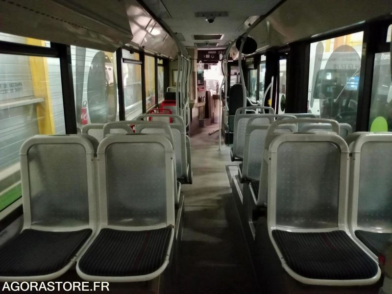 IRISBUS IVECO CITELIS HYBRIDE 142 000 km -2013 - Autobus: foto 4 IRISBUS IVECO CITELIS HYBRIDE 142 000 km -2013 - Autobus: foto 4