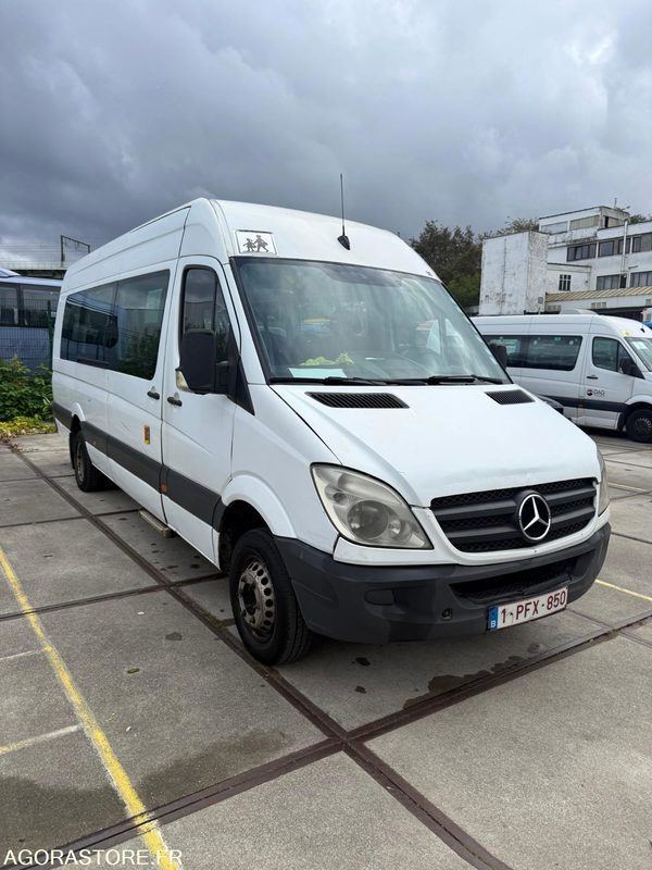 Minibus Mercedes Sprinter - 2013 - 187 900km - Autobus: foto 3 Minibus Mercedes Sprinter - 2013 - 187 900km - Autobus: foto 3