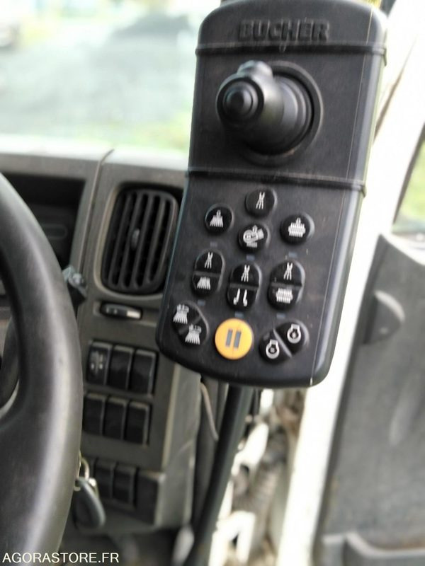 BALAYEUSE DM-075-AD - Spazzatrice stradale: foto 5 BALAYEUSE DM-075-AD - Spazzatrice stradale: foto 5